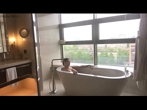 ❤️ Tremenda pupa che si masturba appassionatamente la figa in bagno ️❌ Porno russoal it.raceporn.ru ❌️❤